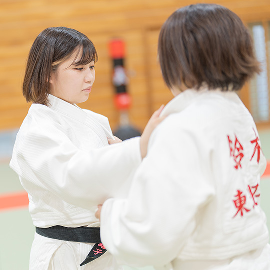 女子学生